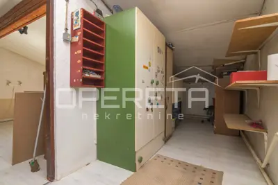 Stan 101 m², Velika Gorica - Kromosovo naselje, garaža - 20