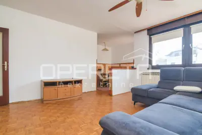 Stan 101 m², Velika Gorica - Kromosovo naselje, garaža - 7
