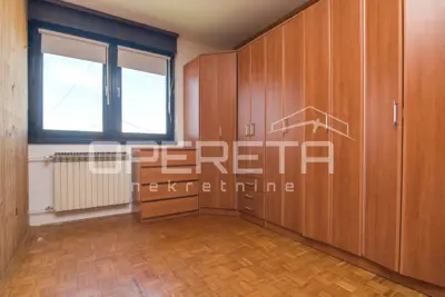 Stan 101 m², Velika Gorica - Kromosovo naselje, garaža - 11