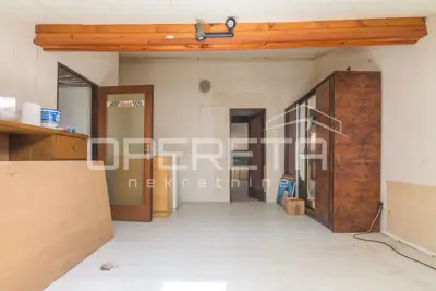 Stan 101 m², Velika Gorica - Kromosovo naselje, garaža - 22