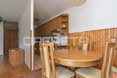 Stan 101 m², Velika Gorica - Kromosovo naselje, garaža - 2