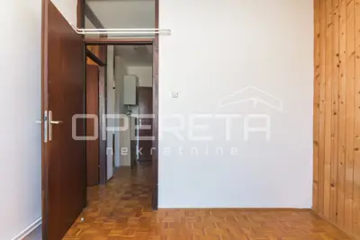 Stan 101 m², Velika Gorica - Kromosovo naselje, garaža - 12