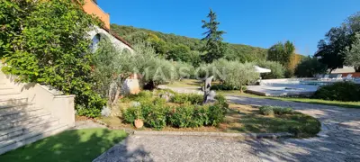Hotel 1,700 m², Luka Krnica - 100 m from the sea - 21