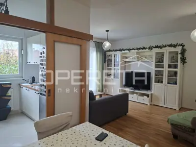 Stan 80,3 m², Varaždin, Centar - dvoetažni trosobni - 3