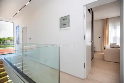 Villa 198 m², Labin - pool and tennis court - 19