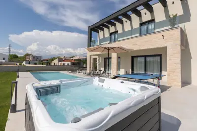 Villa 198 m², Labin - pool and tennis court - 5