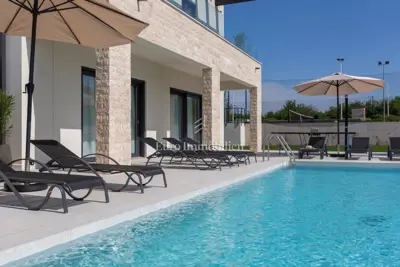 Villa 198 m², Labin - pool and tennis court - 3