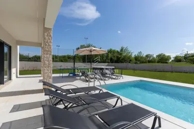 Villa 198 m², Labin - pool and tennis court - 6