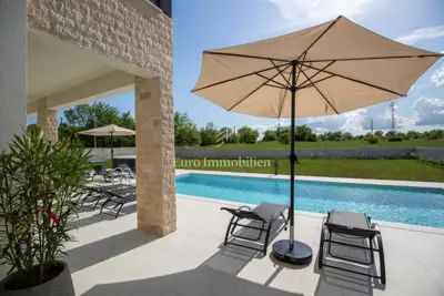 Villa 198 m², Labin - pool and tennis court - 7