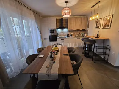 Apartment for rent in Drenova, 68 m² - 2