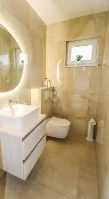 House for sale in Banjole, 200 m² - 5