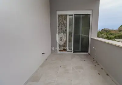 House for sale in Banjole, 200 m² - 12