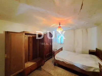 ISTRIEN, UMGEBUNG VON GROŽNJAN - Altbau zur Renovierung mit Grundstück von 60.000 m² - 8