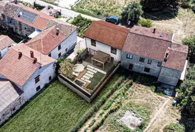 Građevinsko zemljište 202 m², Muntić - predgrađe Pule