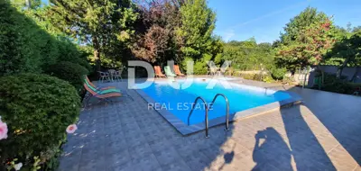 Anwesen 630 m², Žminj - zwei Häuser, Pools und Gewerbefläche - 10