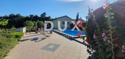 Anwesen 630 m², Žminj - zwei Häuser, Pools und Gewerbefläche - 6