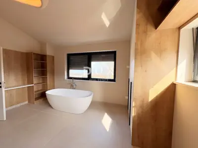 House for sale in Rabac, 147 m² - 10