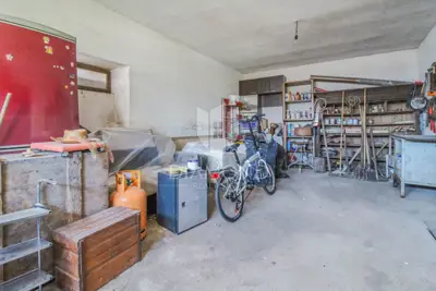 Kuća 141 m², Motovun - otvoren pogled na gradić - 11