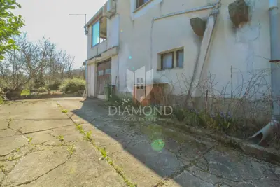Kuća 141 m², Motovun - otvoren pogled na gradić - 12
