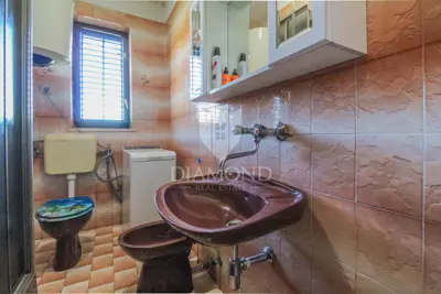 Kuća 141 m², Motovun - otvoren pogled na gradić - 8