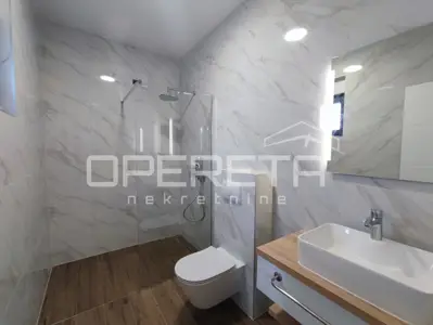 Novogradnja - Moderna prizemnica s bazenom i velikim vrtom, Bokanjac, Zadar - 11