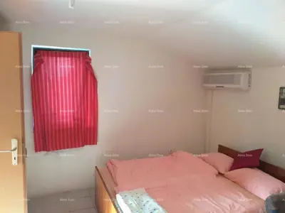 House 120 m², Poreč - 3 floors and separate entrances - 6