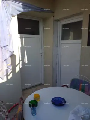 House 120 m², Poreč - 3 floors and separate entrances - 10