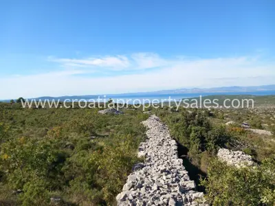 Landwirtschaftsfläche 8.144 m², Insel Brač, Meerblick - 5