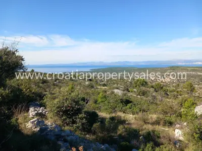 Poljoprivredno zemljište 8.144 m², Otok Brač, pogled na more