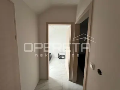 Stan 84,63 m², Koprivnica - centar, lođa i lift - 7
