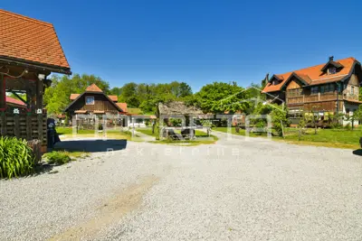 Estate 5,132 m², Karlovac - by the Kupa River - 11