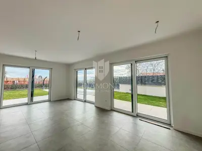 Wohnung zum Kauf in Poreč, 157,6 m² - 3