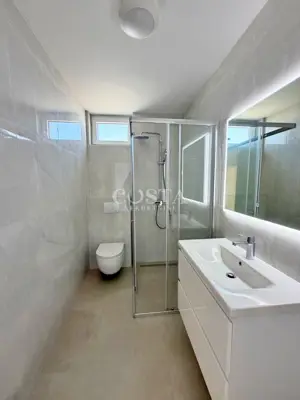 Stan 74 m², Povljana - 2 etaže, balkon i parkirno mjesto - 15