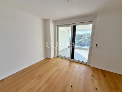Stan 74 m², Povljana - 2 etaže, balkon i parkirno mjesto - 5