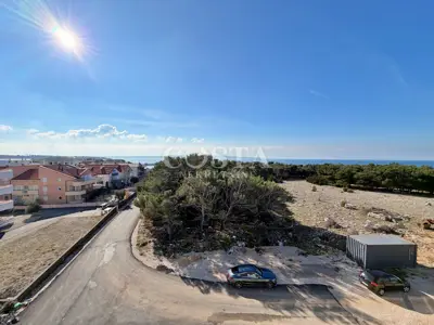 Stan 74 m², Povljana - 2 etaže, balkon i parkirno mjesto - 18