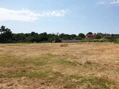 Građevinsko zemljište 1 700 m², Šišan - mirno okruženje - 2