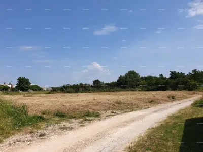 Građevinsko zemljište 1 700 m², Šišan - mirno okruženje