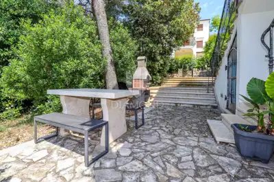 Haus, Rovinj - 100 m vom Strand, zwei Wohnungen - 9
