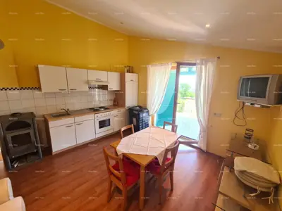 Kuća s bazenom i velikom okućnicom! Blizina mjesta Marčane. - 21