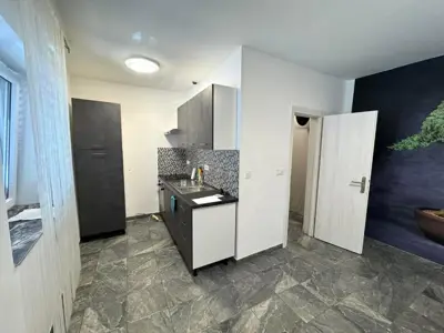 Wohnung in Pula, Centar - 2 Schlafzimmer, renoviert 2024. - 5