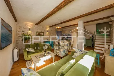 Wohnung 72 m², Kaštel Novi - 50 m zum Meer - 3