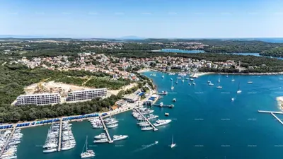 Veruda Marina Pječana Uvala Verkauf moderner Wohnungen in einem exklusiven Gebäude mit Blick auf die Marina, Pula!