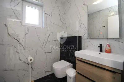 Villa 184 m², Dobrinj - Pool und Privatsphäre - 10