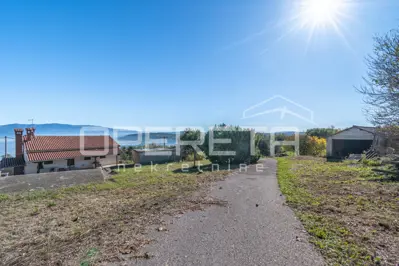 Estate 2,464 m², Potpićan - house and 4 buildings - 4