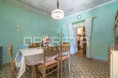 Estate 2,464 m², Potpićan - house and 4 buildings - 14