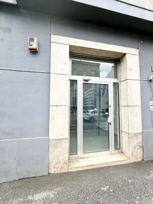Gewerbeimmobilie zur Miete in Donji grad, 23 m² - 3