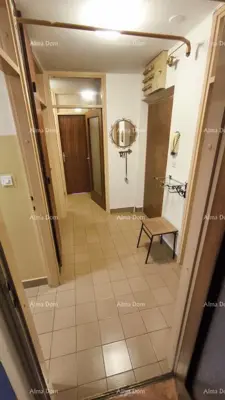 Pula, stan 88 m². Centar grada. - 13