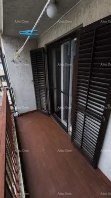 Pula, stan 88 m². Centar grada. - 16