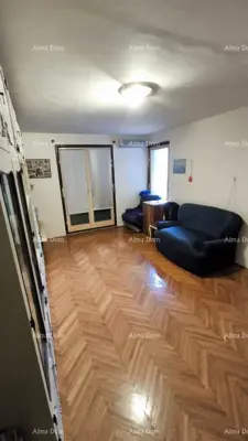 Pula, stan 88 m². Centar grada. - 12