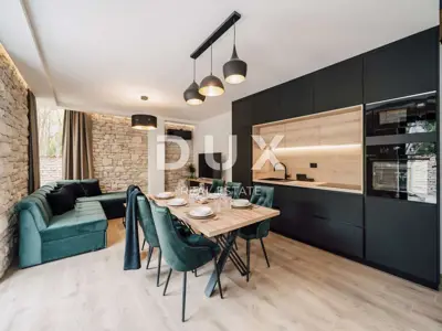 Steinvilla 100 m², Privlaka - beheizter Pool und Parkplatz - 17